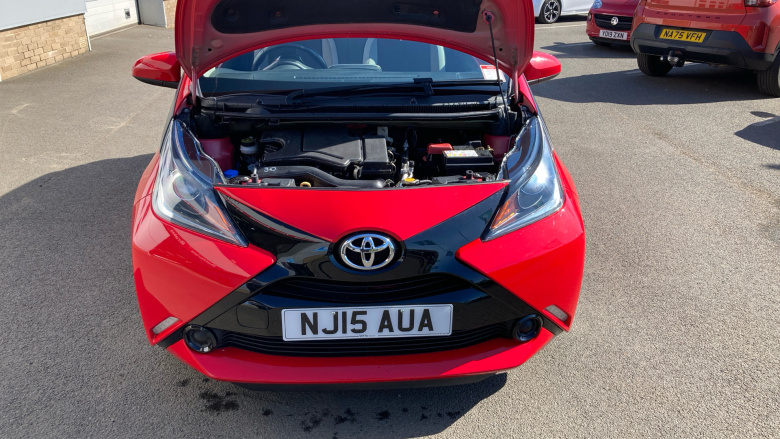 Toyota Aygo 1.0 VVT-i X-Play 3dr Petrol Hatchback